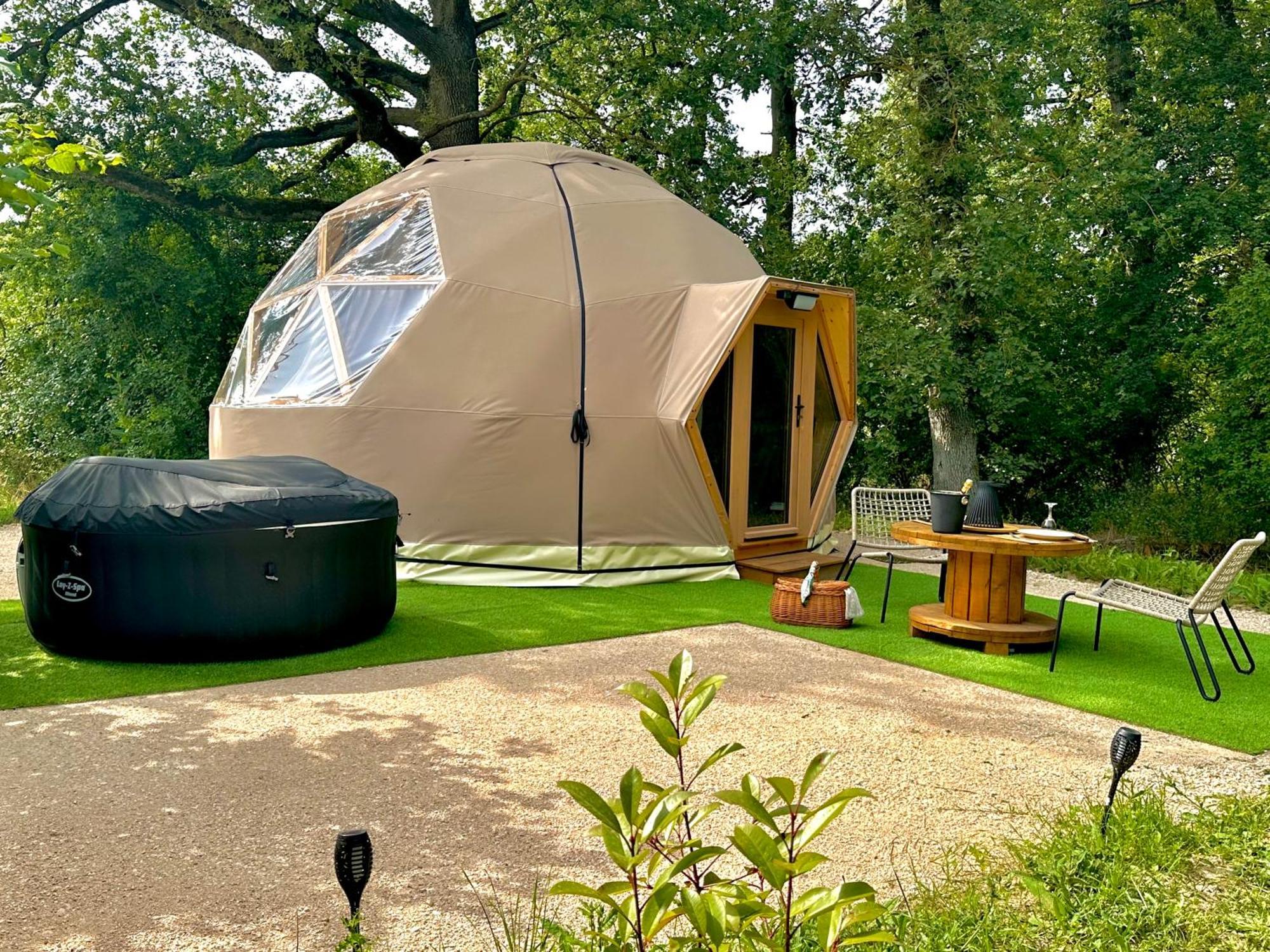 Dome Pathome Catonvielle Exterior photo