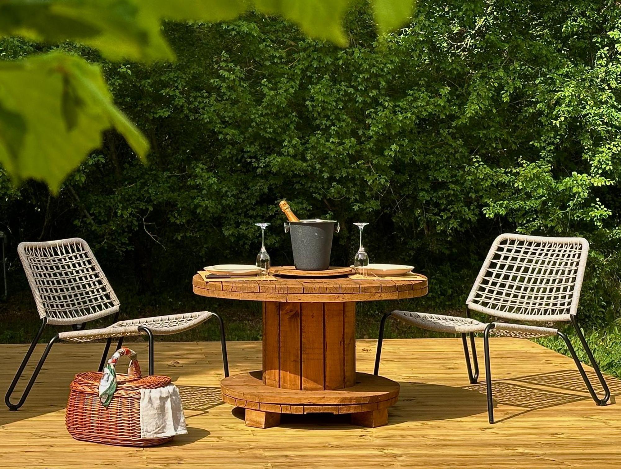 Dome Pathome Catonvielle Exterior photo
